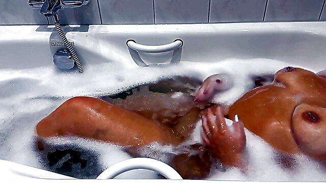 Homemade white pussy, amateur homemade teen solo masturbation, beauty girl pussy masturbation, amateur blonde bathroom masturbation, bathroom solo masturbation