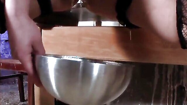 Anal squat fuck blowjob, fingers male ass, piss while blowjob, squat sucking blowjob, blowjobs bukkake pissing