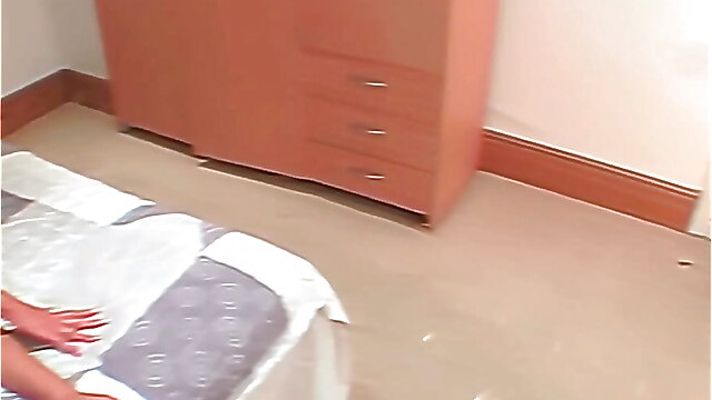 Cum in mouth and on tits, body kissing, cum facials and kiss, amateur british boots, british blonde bukkake